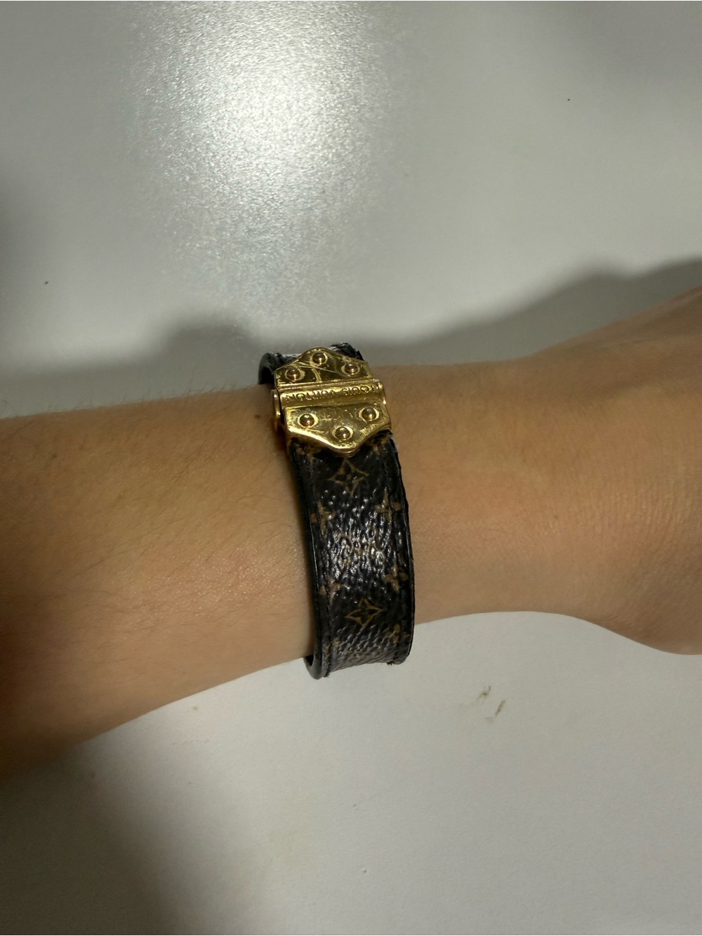 Louis Vuitton Brown Monogram Leather Bracelet with Gold-tone Clasp - Picture 3 of 4